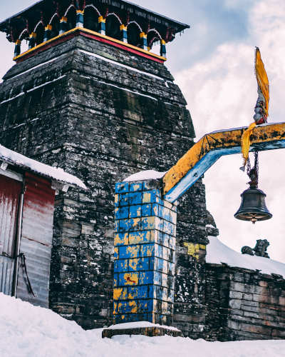 side view of Tungnath temple