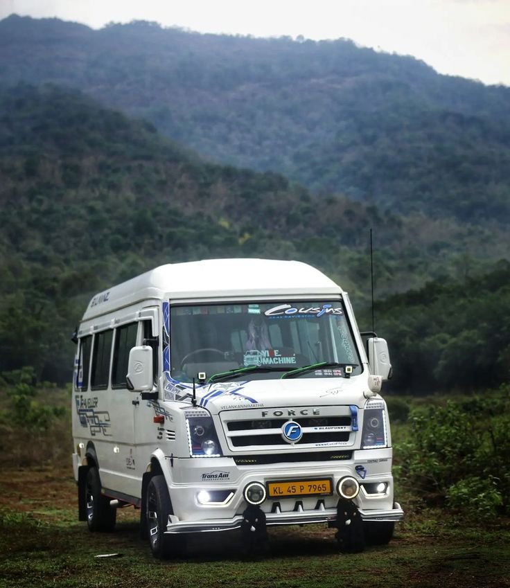 Tempo Traveller for Valley Of Flower​